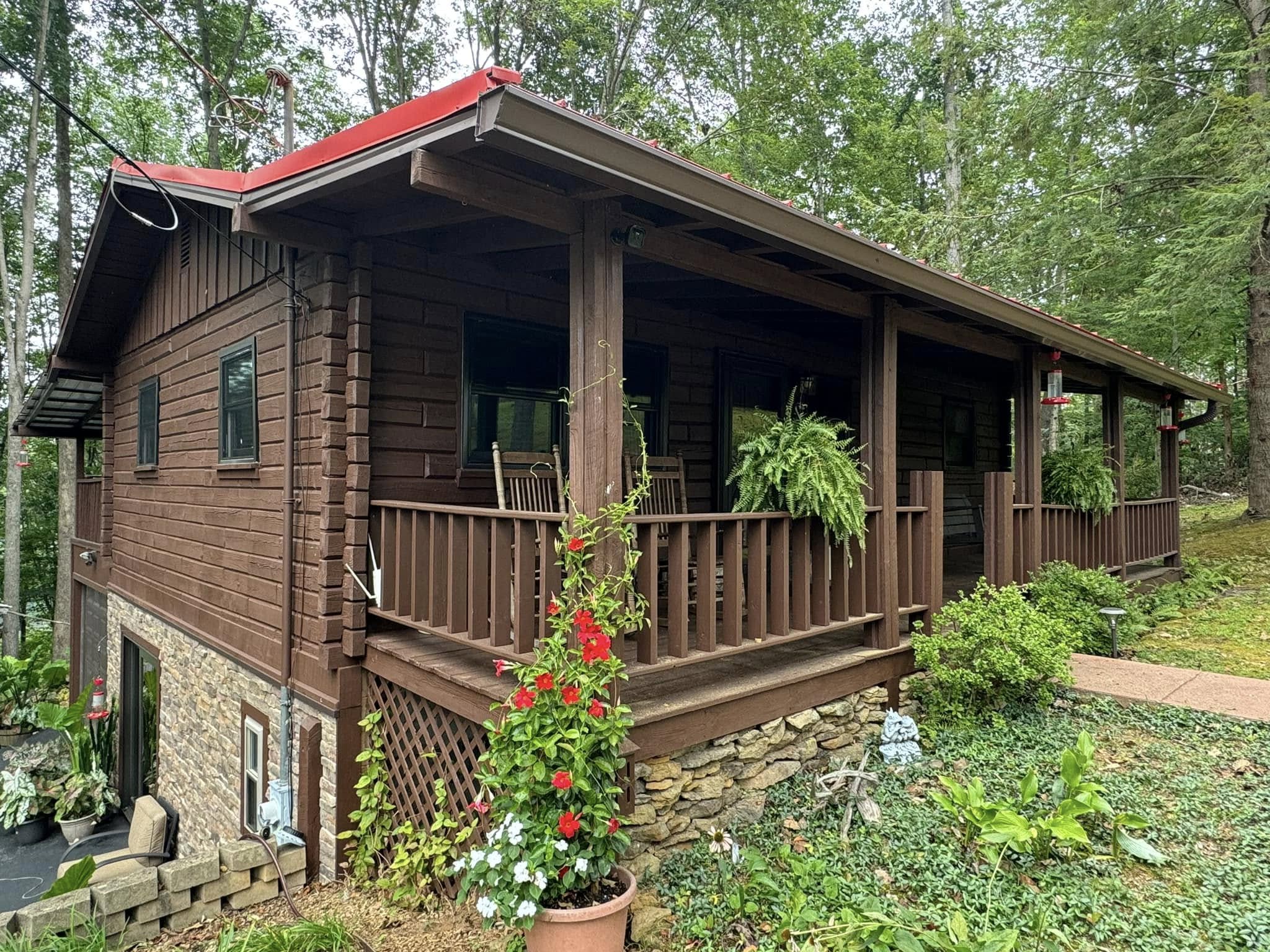 Construction & Exterior Remodeling company KY Gutter Pro & Specialty Roofing Systems in Monticello, KY