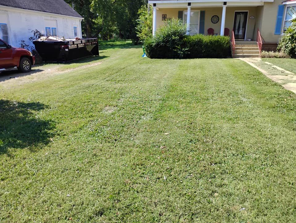 Mark's Lawn Care team in Mount Pleasant, TN - people or person