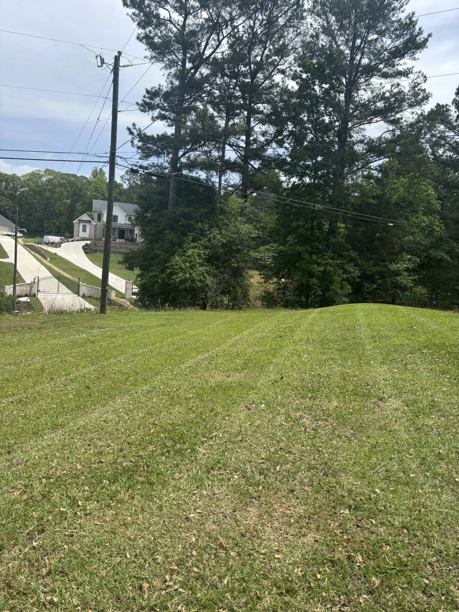  for Eady’s Lawn Care in Winder, GA