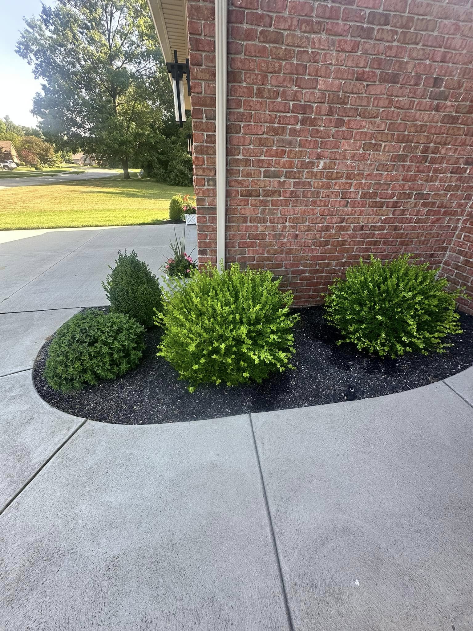 Landscaping company Sargent's Lawn and Property Maintenance LLC in Lambertville, MI