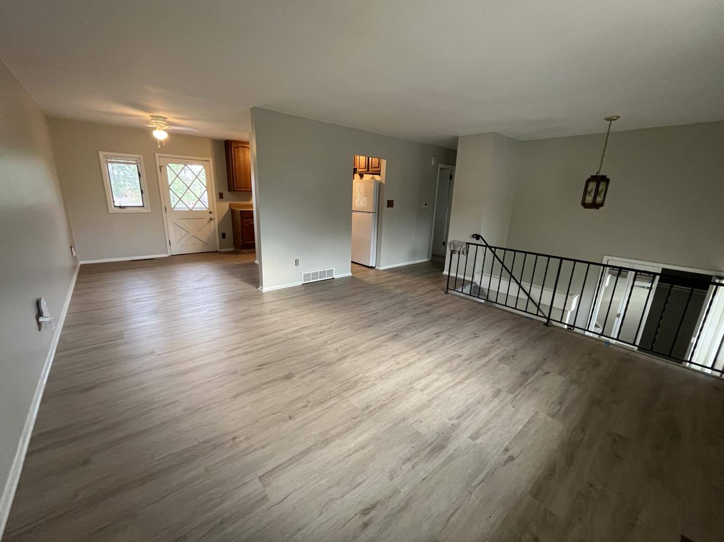 Finest Carpeting and Flooring Installation team in Denver, CO - people or person