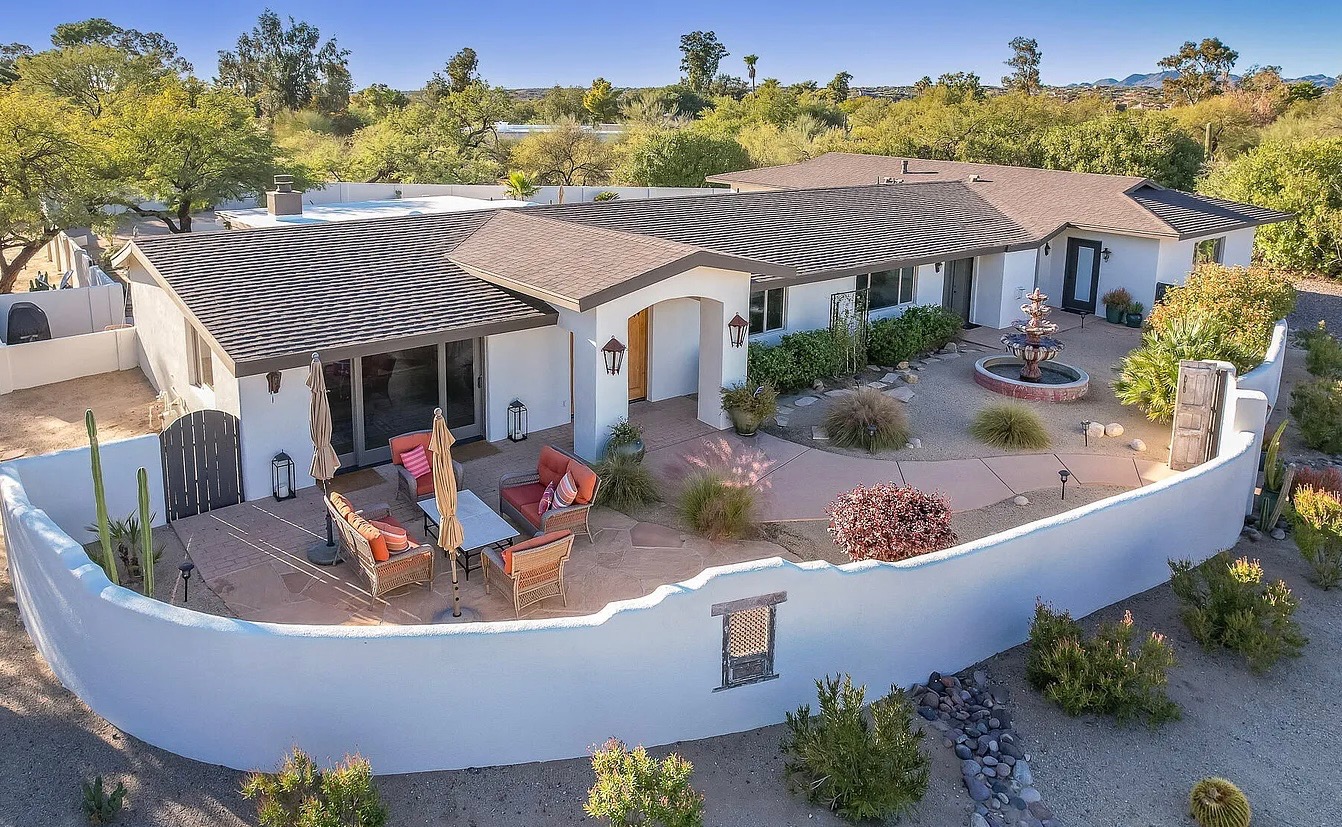 Castro’s Custom’s Roofing LLC team in Tucson, AZ - people or person