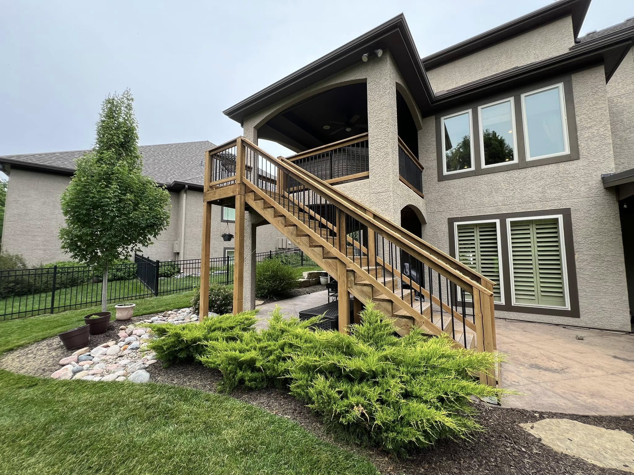 Painter Service company Franks Painting LLC in Kansas City, KS