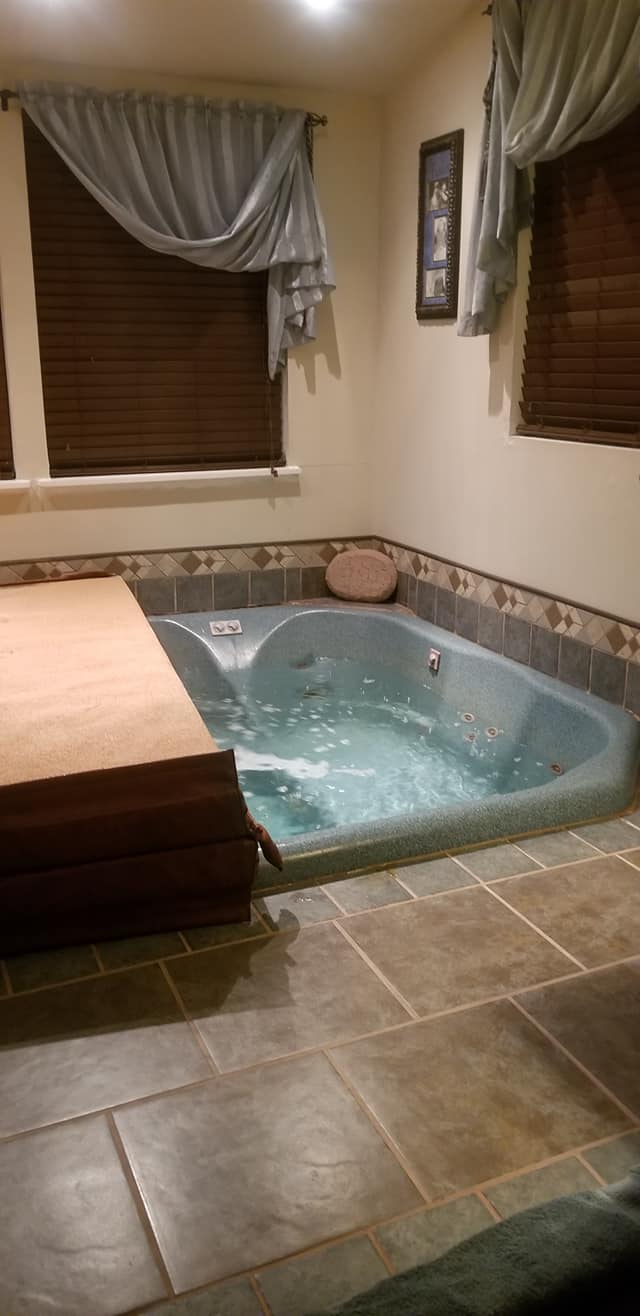  for Himelick's Construction in Elwood, IN