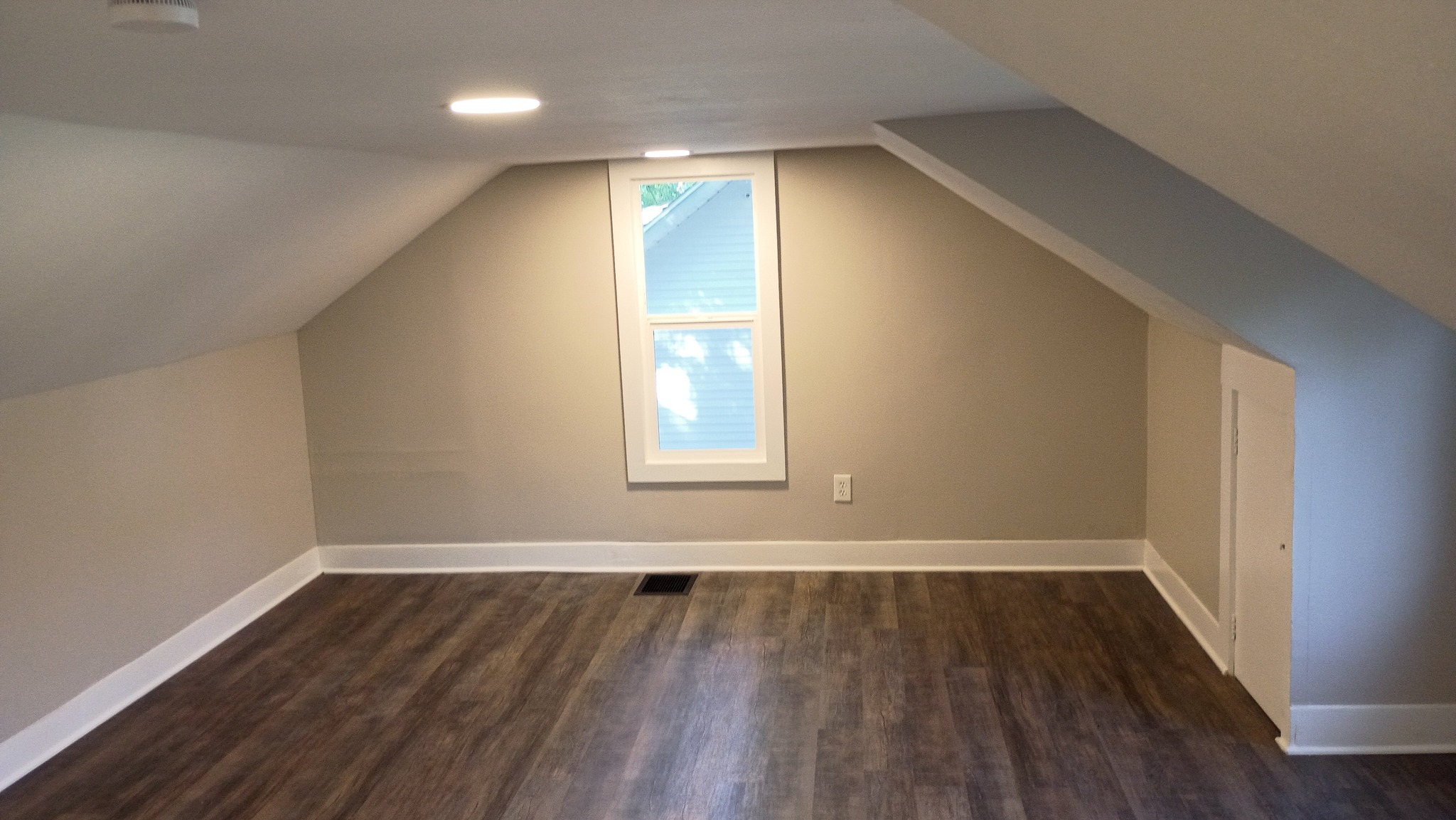  for R2 ServicesHeating and Air in Dayton, OH