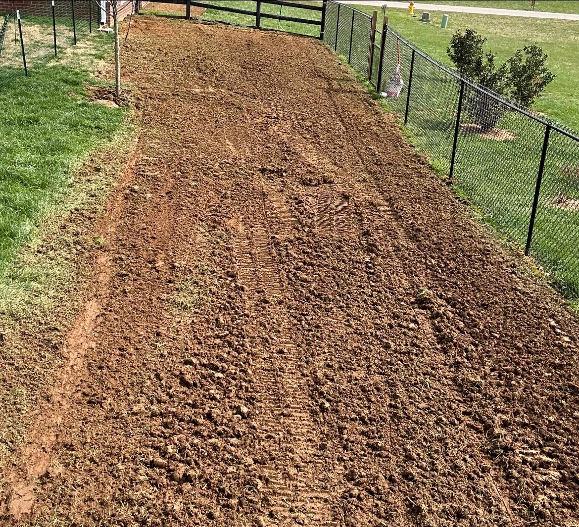 Excavating Company company DIRT PLUS LLC in Bowling Green, KY