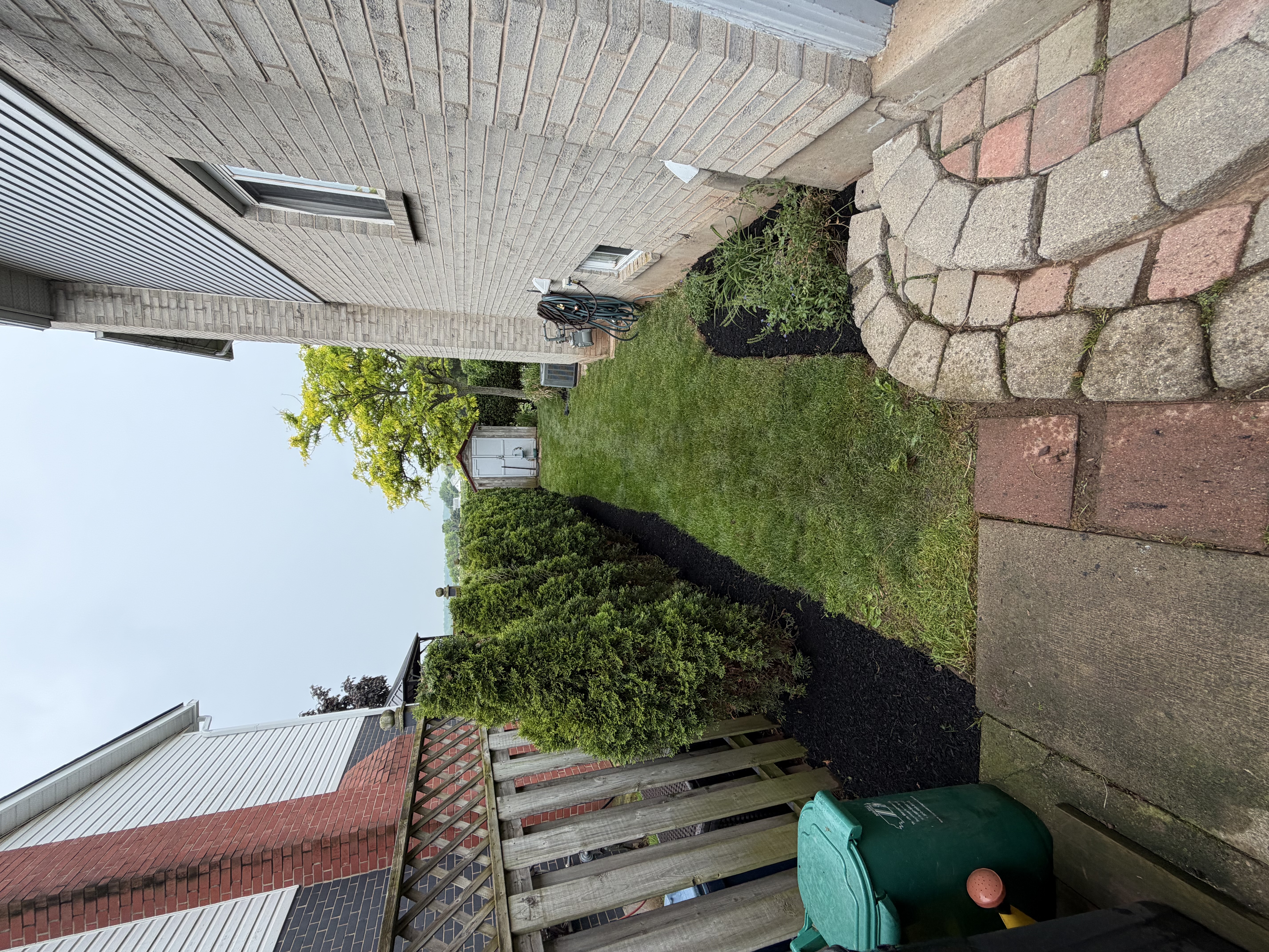 for CMN Exterior Maintenance in Hamilton, ON